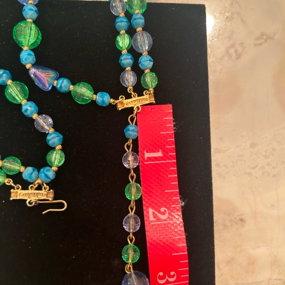 Hattie Carnegie Triple Strand Necklace and Earrings Set Vintage - Picture 9 of 10